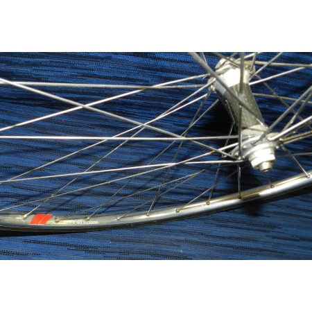 RUOTA ANT. MOZZO CARBONIO - CERCHIO CAMPAGNOLO