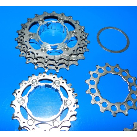 CASSETTA Dura-Ace 8 V  12-23 SHIMANO