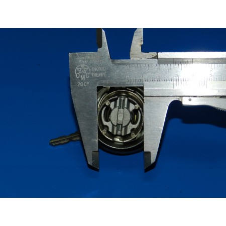 TAPPO SERBATOIO CARBURANTE CON CHIAVE