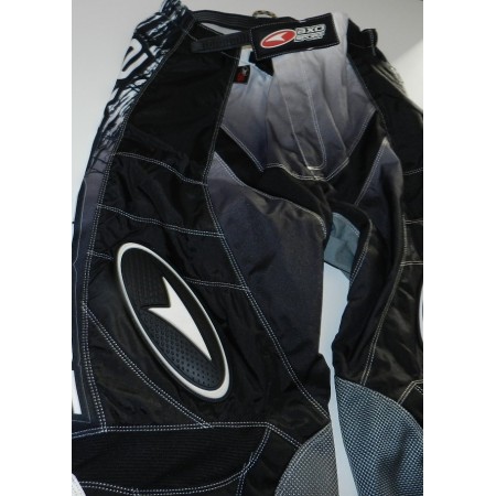 PANTALONE CROS AXO