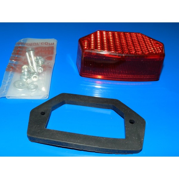 VETRO FANALINO POSTERIORE REV BETA