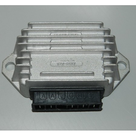 REGOLATORE DI TENSIONE VESPA PK 50 - RMS