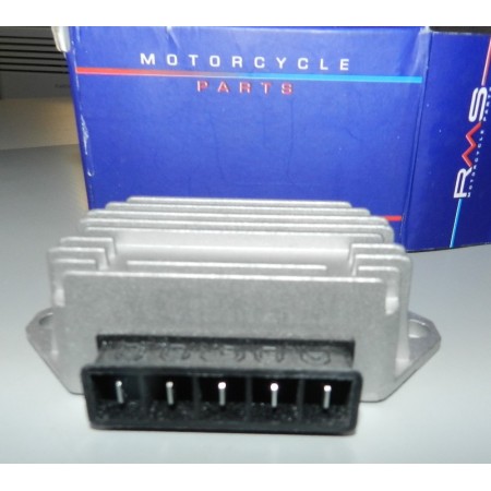 REGOLATORE DI TENSIONE VESPA PK 50 - RMS