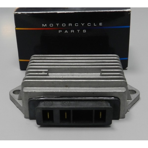 REGOLATORE DI TENSIONE VESPA PK * PX - RMS