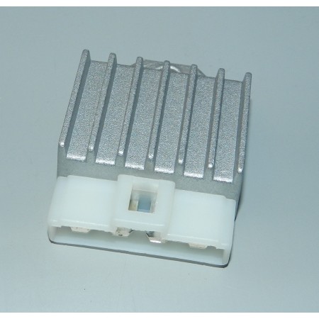 REGOLATORE DI TENSIONE SCARABEO/BOOSTER - RMS