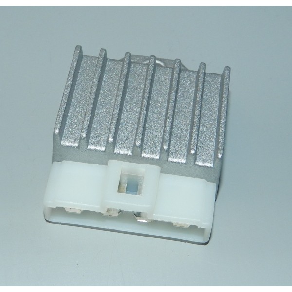 REGOLATORE DI TENSIONE SCARABEO/BOOSTER - RMS