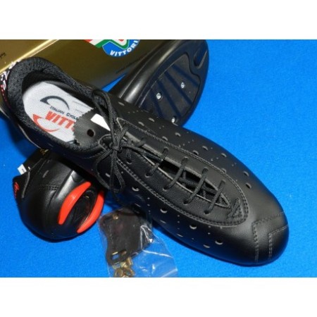 SCARPE VINTAGE 1976 CLASSIC LOOK VITTORIA