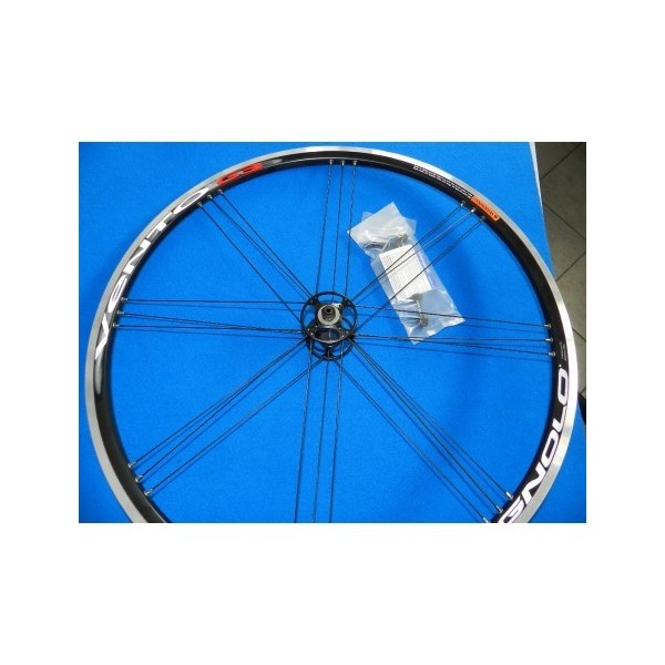 RUOTA ANTERIORE VENTO CAMPAGNOLO