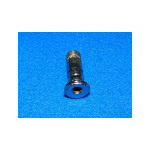 PERNO FISSAGGIO CAMBIO