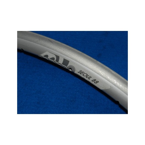 CERCHIO SEUL 88  32 fori CAMPAGNOLO