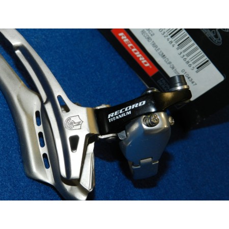 DERAGLIATORE RECORD TITANIUM TRIPLE 10 V FD4-RE3C2 CAMPAGNOLO